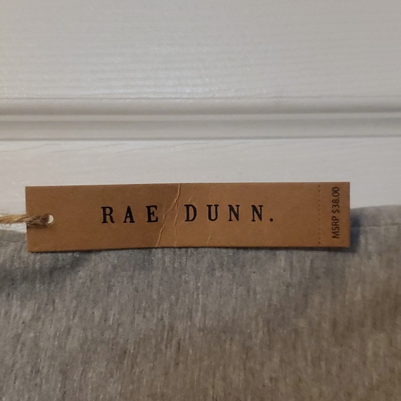 Bnwt Rae Dunn PRIDE rainbow tshirt sz sm - Picture 5 of 5